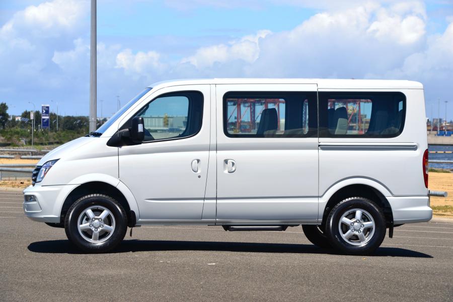  LDV V80 11 Seat Bus 2013 года  (фото 10 из 24)